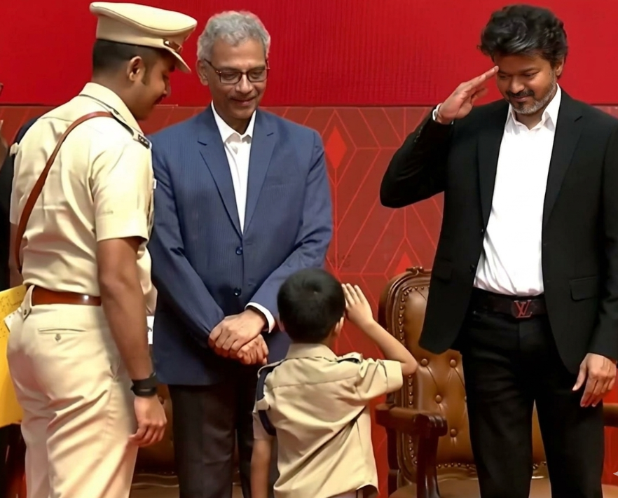 Republic Tamil