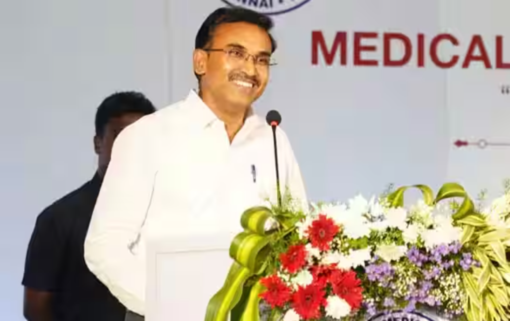 Minister Arunraj.