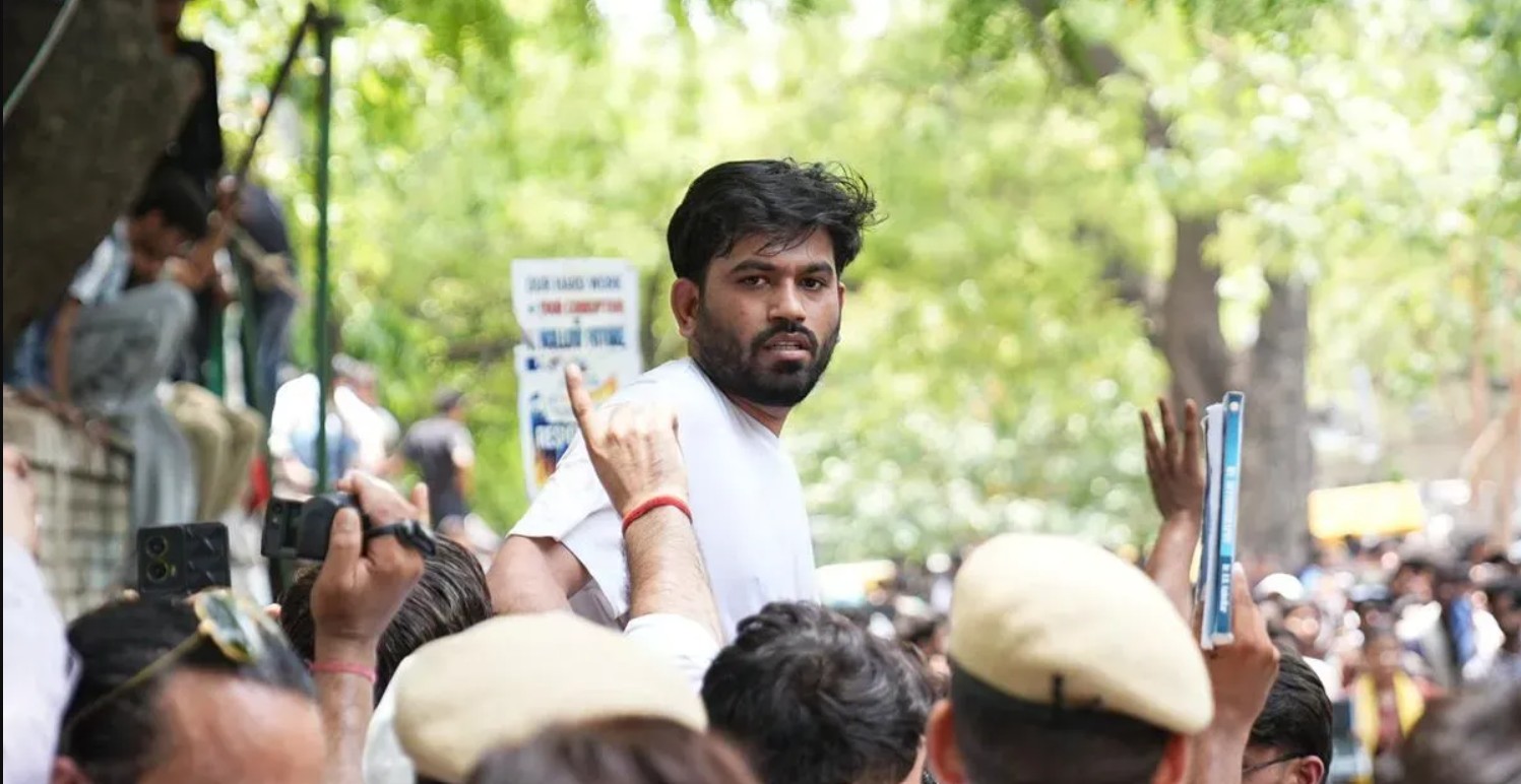 உச்ச நீதிமன்றம் அதிரடி: “தடை விதிக்க முடியாது!” – “நானும் ஜெயிலுக்குப் போகத் தயார்” என 25,000 போலீஸ் காவலை மீறி இன்று மாலை 5 மணிக்கு CJP சவால்!