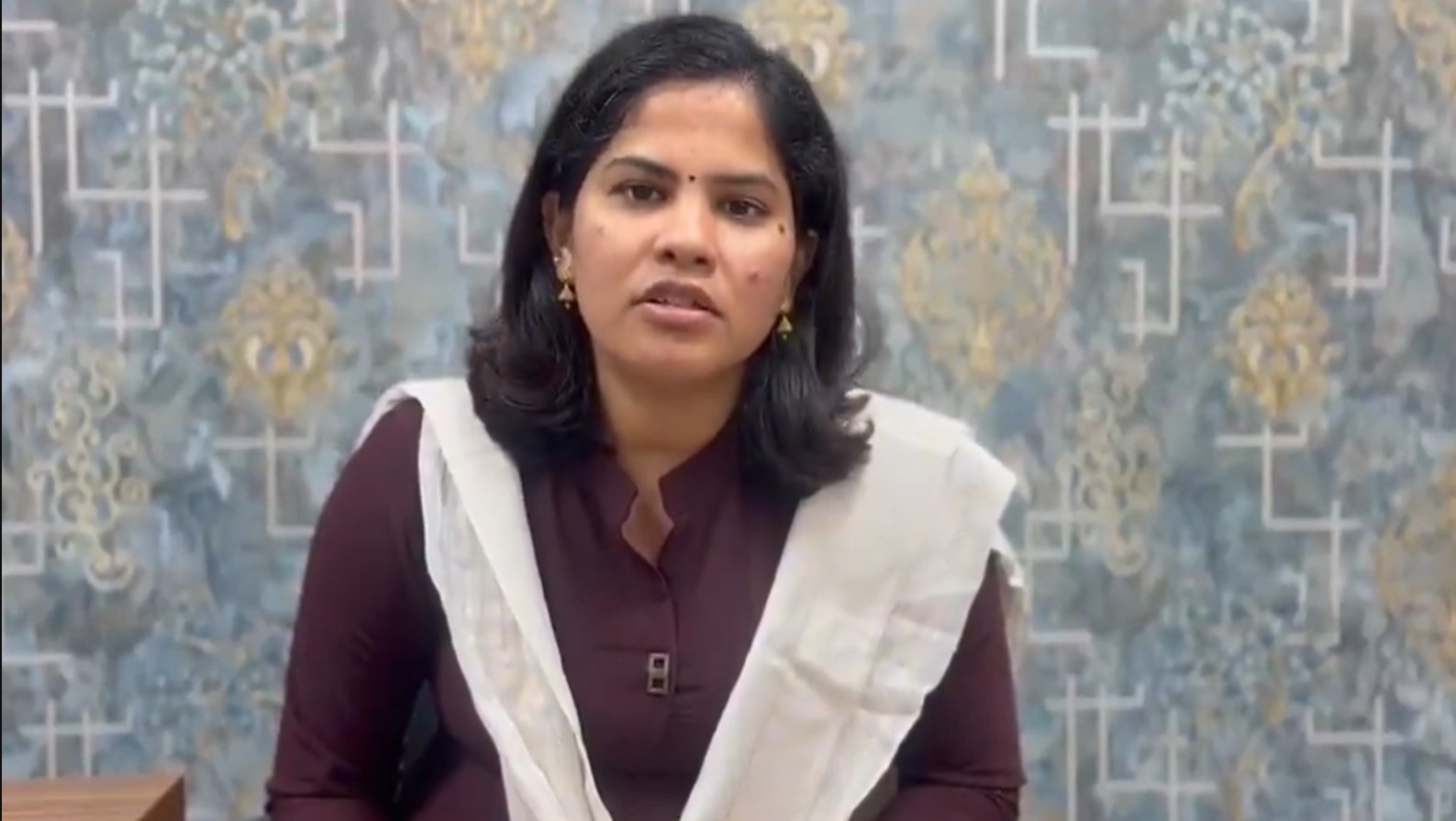 Mayor R. Priya