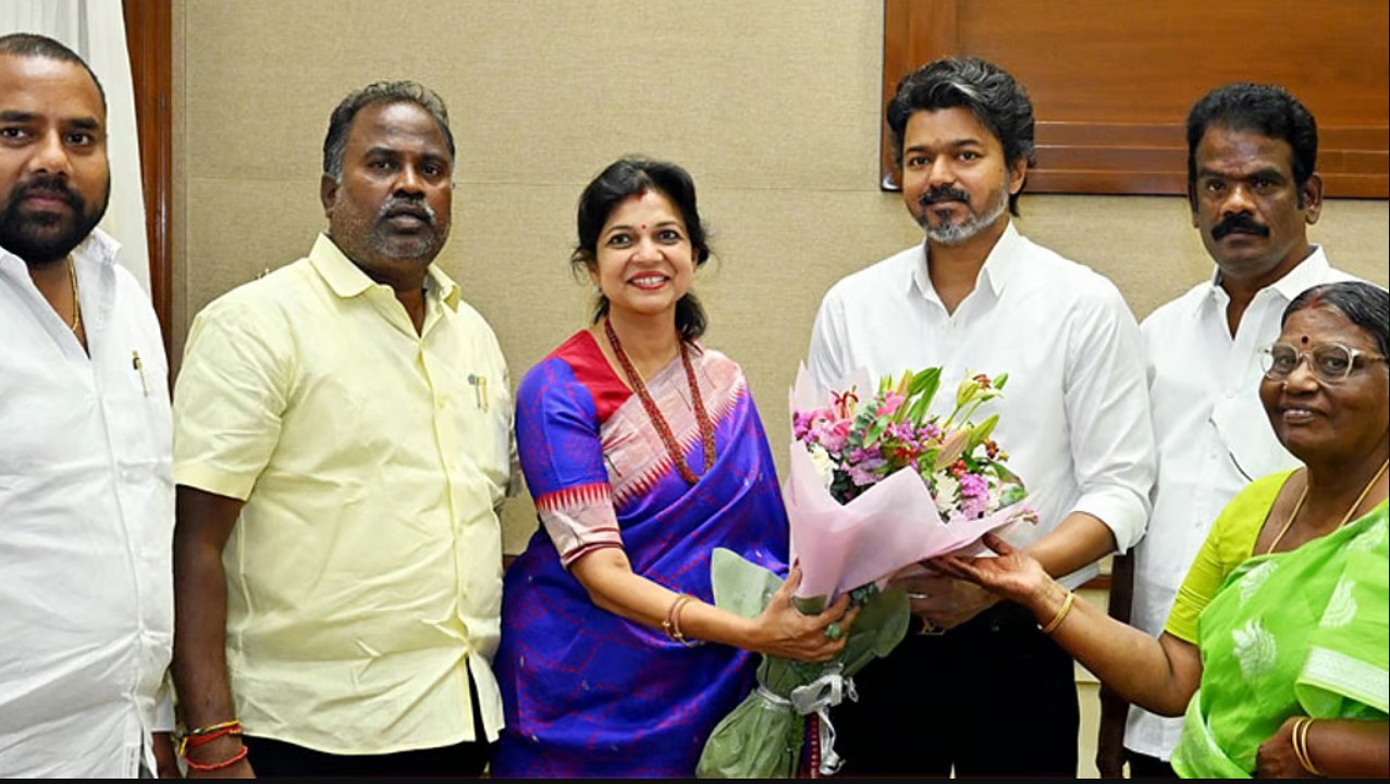 பாமகவை கழற்றிவிட்ட விஜய்… திருமாவுக்கு திடீர் மவுசு..! சௌமியா அன்புமணியின் ரிவெஞ்ச்..!